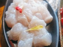 -老牌坊云南鱼豆花火锅(哈西万达店)