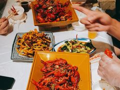 -霄汉牛三鲜湖北砂锅菜(万松园2店)