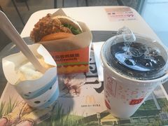 -麦当劳(东大桥店)