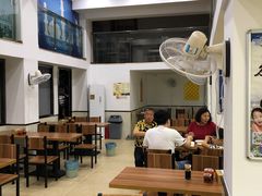 大堂-草桥清真牛肉锅贴扁食店