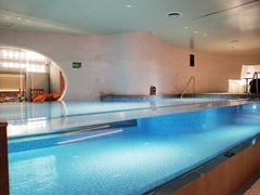 -涨巢·潮玩水疗局