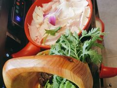 -醉董牛川派鲜肉自选火锅(烟台店)