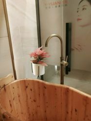-苑苑vbeauty科技美容SPA