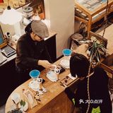 感觉进到了一个神奇的万花筒世界，有很多东西有点意思