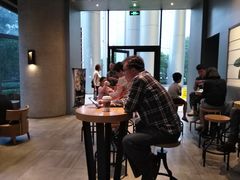 -星巴克(丁香国际商业中心店)