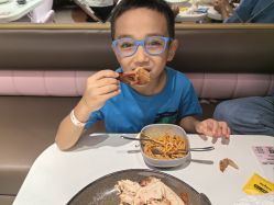 -奈尔宝·国风主题儿童乐园·亲子餐厅(豫园商城店)