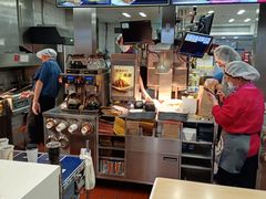 -麦当劳(军博店)