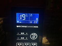 -百威KTV(恒福路店)