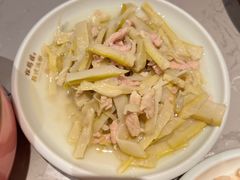 笋干炒肉-松鹤楼·苏式汤面(虹桥天地店)