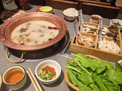 -阿婆情腊排骨火锅·野生菌季(古城旗舰店)