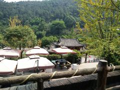 -楠柏弯休闲山庄(梨花溪店)