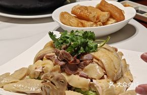 Singapore-style Hainan Chicken