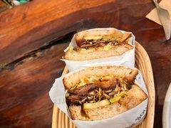 疯狂牛肋排菌菇三明治-O'mills Sourdough Bakery&Bistro(永嘉路店)