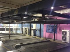 -新中关大厦·停车场