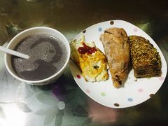 -焙丽拾光(麦凯乐直营店)