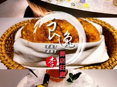 招牌蒜蓉面包-Oyster Talks 四度蚝法餐厅