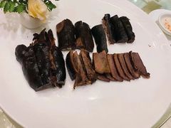 -潮珍苑海鲜粤菜酒家·广式茶点·宴请(临江大道店)