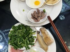 -桥香园云南过桥米线(金马碧鸡店)