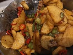 干锅土豆片-鄱阳湖·江西小炒·瓦罐煨汤(五道口店)