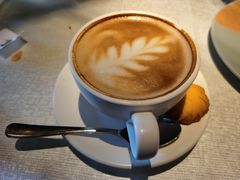 -卡普里披萨·牛扒·下午茶