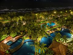 -三亚湾海居铂尔曼度假酒店