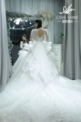 -LOVE SHINE婚纱·红鼎庄龙凤褂·妈妈装定制