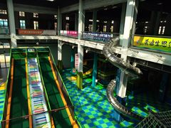 -蒙特利亲子乐园