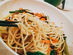 鸡丝凉米线-云海肴·汽锅鸡·云南菜(美罗城店)