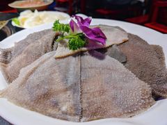 屠场鲜毛肚-洞府防空洞老火锅(解放碑总店)