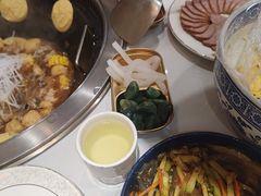 -冰城焰会大丰收铁锅炖(萝岗万达金街店)