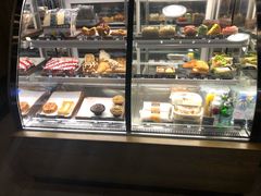 面包甜点陈列柜-星巴克(北京复兴路店)