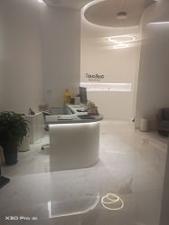 -微笑雨嘉造型护肤