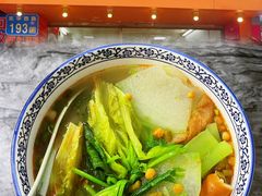 -重庆火红麻辣烫(伟超置业大厦店)