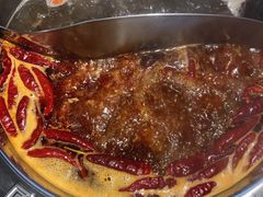 秘制红油锅-热辣宗师·串串火锅(万达金街店)