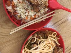 -同济大学本部学苑饮食广场