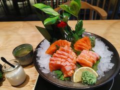 -枝魯枝魯自助料理