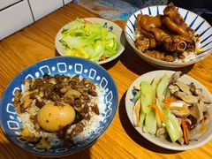 -红猪卤肉饭(大西洋美食城店)