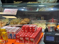 -同济大学本部学苑饮食广场