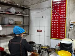 -不起眼麻辣烫凉皮店