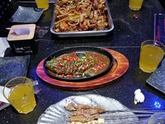 -冰城小镇音乐串吧·聚会餐厅(百子湾店)