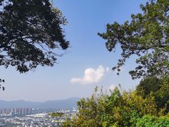 -灵岩山风景区
