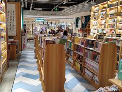 -韬智书店(临桂吾悦店)