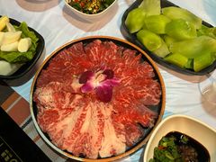 -鲜入围煮花胶鸡海鲜火锅