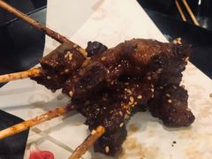 烤排骨-何师烧烤·香辣蟹·川菜·30年老品牌(太古里旗舰店)