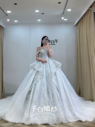 -予白婚纱礼服馆