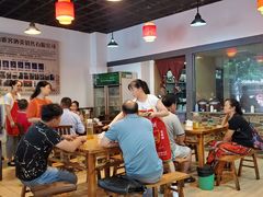 大堂-湘聚南县土菜馆(龙山二路店)