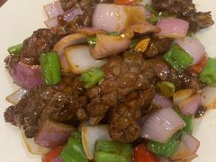 -余杨鸭鸭餐厅