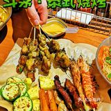随手一拍就像穿越到东南亚的泰式链料理店～
