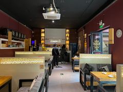 -苹果树下艺术餐厅(宋庄店)