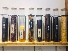 餐具摆设-甜心闲生传统手工冰粉(太古里店)